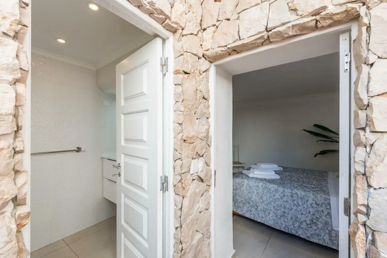 Fisherman'S Beach Home 2Br 2Ba Ac Wi-Fi Albufeira 0*,  Portugal